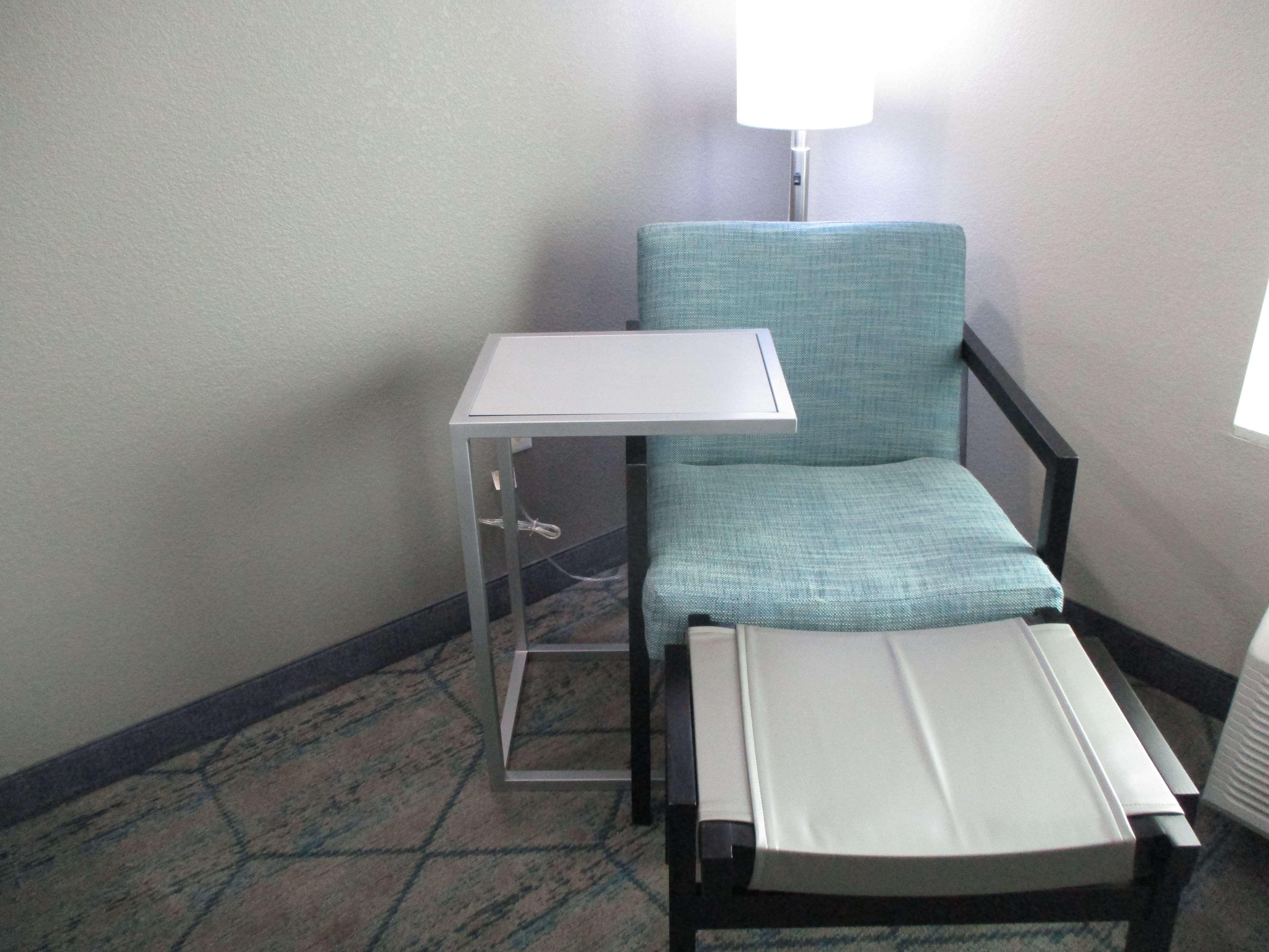 Best Western Plus Mcpherson מראה חיצוני תמונה